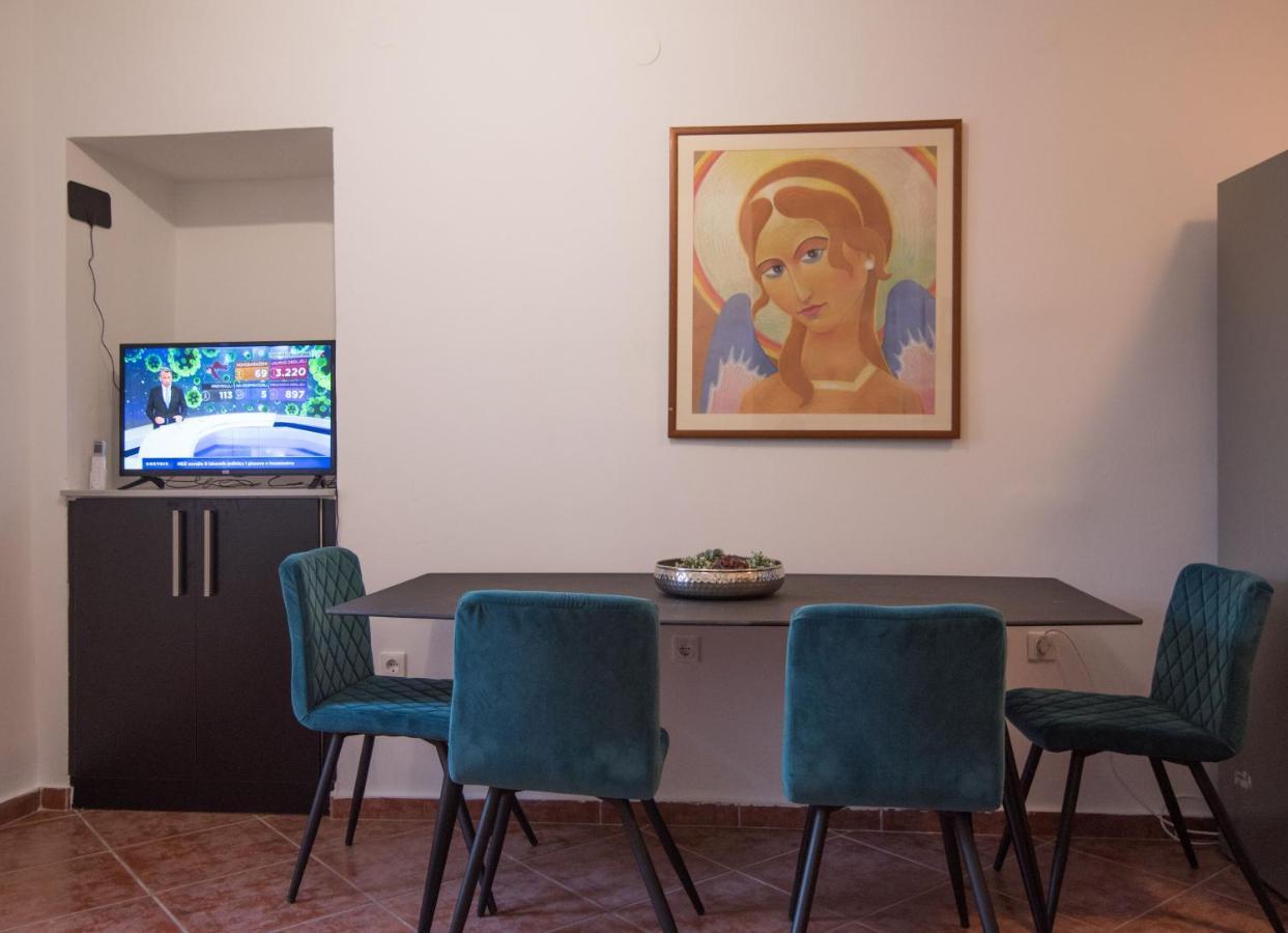Apartmani Stones Sutivan I Ngoại thất bức ảnh