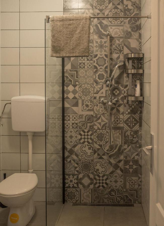 Apartmani Stones Sutivan I Ngoại thất bức ảnh